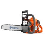 Motosierra Husqvarna 135 Mark II 967861816 38 cc 2.1 HP Motor X-Torq 16 pulgadas Naranja
