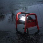 Streamlight Luz de escena portátil recargable de alto lúmenes 46000 II con 120V AC/12V DC Power, rojo