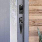 Yale Assure Lock con Wi-Fi – Cerradura inteligente negra de ante para puerta delantera con teclado táctil, control de ap