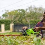 Cortasetos Inalámbrico Greenworks HTG302 24V 22 pulgadas Cuchillas Cortadas con Láser Batería 4.0 Ah y Cargador Incluido