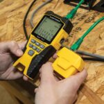 Klein Tools Probador de cables VDV501-852 con control remoto, kit de prueba VDV Scout Pro 3 localiza y prueba cables de