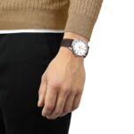 Reloj Tissot Classic Dream T1294101601300 Acero Inoxidable 42mm Esfera Blanca Números Romanos Cristal de Zafiro