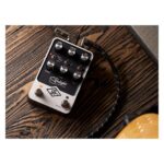 Universal Audio Pedal de Delay UAFX Starlight