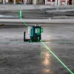 Makita SK700GD 12V max CXT® Láser verde autonivelante inalámbrico de iones de litio de 360° de 3 planos, clase II, 510-5