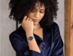 Reloj Bulova Clásico 98P198 Acero Inoxidable Bicolor Esfera Negra 32 milímetros con Diamantes para Mujer