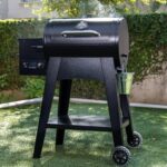 Parrilla de Pellets Pit Boss 440FB1 Modelo 10906 518 Pulgadas Cuadradas Color Negro