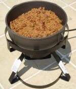 Cocina Portátil de Propano King Kooker 1720A de 17.5 Pulgadas con Quemador de Hierro Fundido de 60000 BTU y Olla Jambala