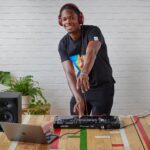 Pioneer DJ - Control DDJ-REV1, Serato DJ, 2 bandejas