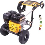 Lavadora a presión Dewalt 61147S 3300 PSI 2.4 GPM a gas motor 208cc negro y amarillo
