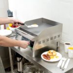 Restaurantware Hi Tek - Plancha eléctrica duradera para encimera, 120 V, 1750 W, de acero inoxidable, con bandeja de gra
