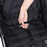 Cochecito para Correr Baby Trend Expedition Race Tec Plus Jogger TJ76D14C Ultra Black Plus con Asiento de Auto EZ-Lift 3