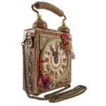 Bolso de mano Mary Frances Time of Your Life BAG 22-580 con cuentas asa superior temática de reloj multicolor