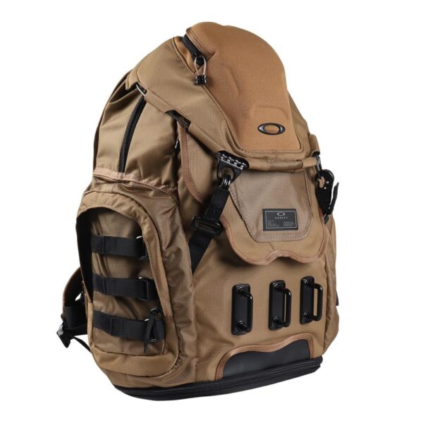 Mochila Oakley Kitchen Sink 92060A-84U Coyote Total 26.5 Litros Resistente al Agua