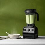 Vitamix Licuadora de la serie Propel 750 con cuatro programas de mezcla, programa auto-limpiante, licuadora de grado pro