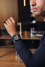 Reloj Bulova Icon 98B413 Cronógrafo Cuarzo de Alta Precisión Caja Acero Inoxidable 46.5mm Correa Azul Cristal Mineral Cu