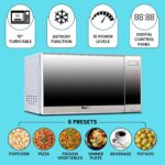 Combo Refrigerador Compacto Koolatron 3.1 Pies Cúbicos y Microondas Total Chef 700 W Acero Inoxidable
