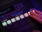 Yamaha Almohadilla de batería para dedos: almohadilla electrónica portátil con sonidos incorporados, altavoz, USB MIDI y