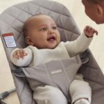 Mecedora BabyBjörn Bouncer Bliss 006217US Gris Arena Tejido de Algodón 2 en 1