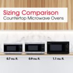 Horno microondas de sobremesa SHARP con bandeja giratoria de carrusel extraíble de 10.6", 900 vatios, 0.9 pies cúbicos,