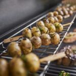 Parrilla de Gas Weber Genesis S-315 Propano Líquido 3 Quemadores Acero Inoxidable 513 Pulgadas Cuadradas
