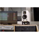 ADAM Audio A4V blanco