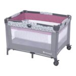 Baby Trend Centro de Guardería con Cuna con Balanceo, Cápsula de Sueño, Cambiador con Volteado, Rosa Daisy