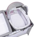 Baby Trend Centro de Guardería con Cuna con Balanceo, Cápsula de Sueño, Cambiador con Volteado, Rosa Daisy
