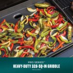 Parrilla de Gas Char-Broil Pro Series Amplifire 463281024 4 Quemadores con Gabinete y Quemador Lateral Negro
