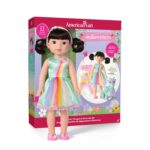 Muñeca American Girl WellieWishers Emerson 14.5 pulgadas con Crisella The Dragon Vestido y Accesorios HYK34