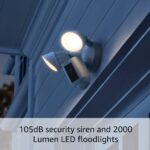 Cámara Ring Floodlight Cam Plus con Ring Spotlight Cam Plus Plug-In Blanco