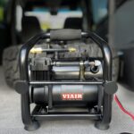 Compresor de Aire VIAIR 380C 38034 12V Tanque 1.5 Galones 200 PSI Abrazaderas de Cocodrilo