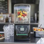 Restaurantware -Hi Tek Licuadora comercial de 3 HP, 1 licuadora de alta resistencia de velocidad variable - Tarro Tritan