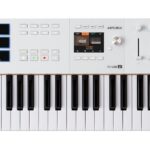 Arturia KeyLab 61 mk3 Blanco — Controlador de teclado USB MIDI de 61 teclas con Software Analog Lab Pro incluido