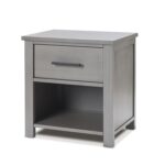 Mesita de Noche Sorelle Furniture Westley Modelo 8180-Grigio Madera de Pino Color Grigio con Ruedas