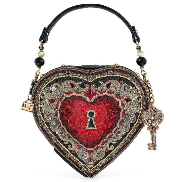 Bolsa Mary Frances Embrace con Asa Superior Diseño Corazón Multicolor con Cuentas