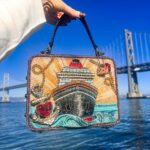 Bolso de Mano Mary Frances Full Steam Ahead BAG 24-149 con Cuentas Asa Superior Multicolor