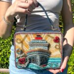 Bolso de Mano Mary Frances Full Steam Ahead BAG 24-149 con Cuentas Asa Superior Multicolor