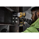Llave de Impacto Inalámbrica DEWALT DCF964GH1 20V MAX XR 3/4 Pulgadas con Batería POWERSTACK y Cargador