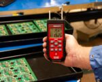 Triplett Medidor de campo estático SFM500, -19.000kV a+19.000kV