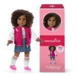 Muñeca American Girl Truly Me JFH05 18 pulgadas Ojos Marrones Cabello Castaño Oscuro Rizado Corto Piel Morena