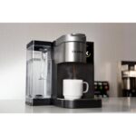 Keurig® K-2550™ Cafetera Comercial de Porción Individual con Paquete de Depósito de Agua