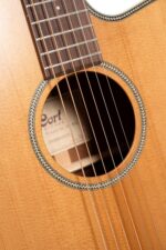 Cort Essence Series ES-OC4 Orchestra Modelo Cutaway Guitarra eléctrica acústica, semibrillante natural (OC4NSG)