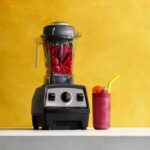 Vitamix Licuadora Propel 510 con libro de cocina Simply Smoothies, 3 programas preestablecidos de mezcla, grado profesio