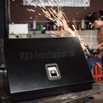 Montezuma SM200B - Caja de herramientas portátil TRIÁNGULO de 22.5 pulgadas - Construcción de acero resistente - Cofre d