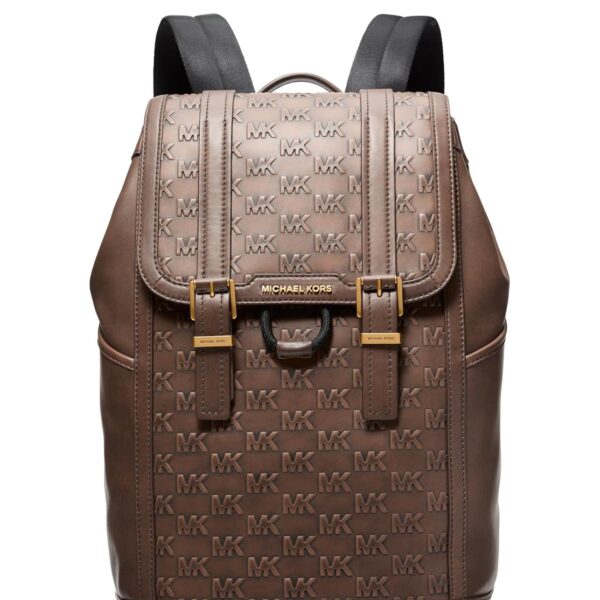 Mochila Michael Kors Colby con Solapa de Hebilla Mediana Modelo 33F5GBAB6X-251 Cuero Herrajes Dorados Cepillados Chocola