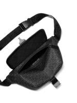 Riñonera Michael Kors Hudson Aviator Modelo 33F5LHDY5B-001 Herrajes Bronce Ligero Negro
