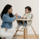 Silla Alta Convertible Delta Children babyGap Otto 23057-2428 3 en 1 Madera Color Avena Hasta 50 Libras