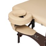 Mesa de Masaje Portátil Master Massage Argo 28 Pulgadas Patas de Nogal Color Crema