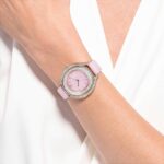 Reloj Swarovski Crystalline Aura Suizo Correa de Piel Rosa Acabado Rose Gold-Tone Modelo 5730150