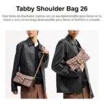 Bolso de Hombro Coach Tabby 26 Crystal Signature CDZ34 Jacquard y Cuero Napa con Cristales Color Latón/Seta